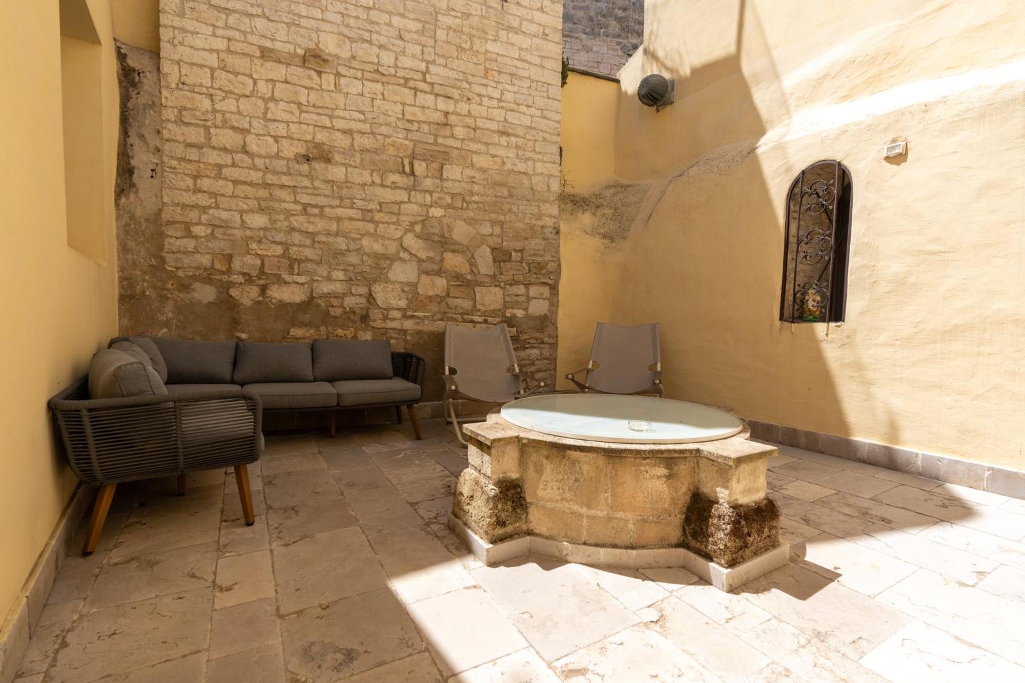 B&B Palazzo Vittoria Bisceglie Zewnętrze zdjęcie